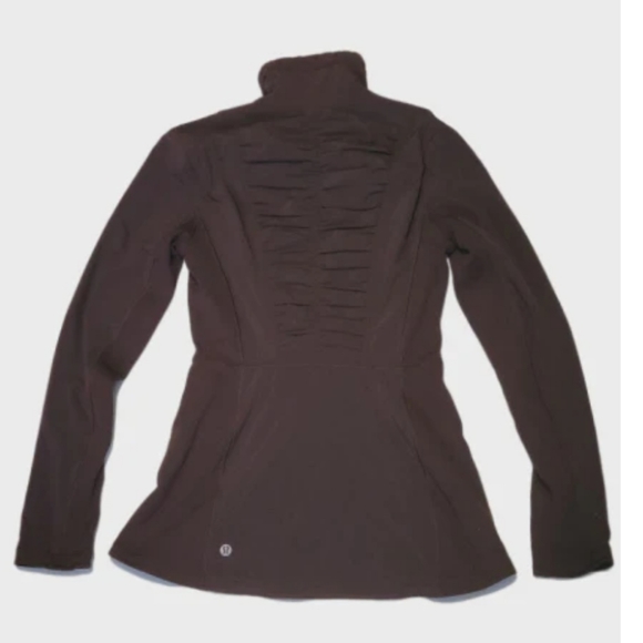 Size 4 - Lululemon Round Trip Jacket - Picture 2 of 2